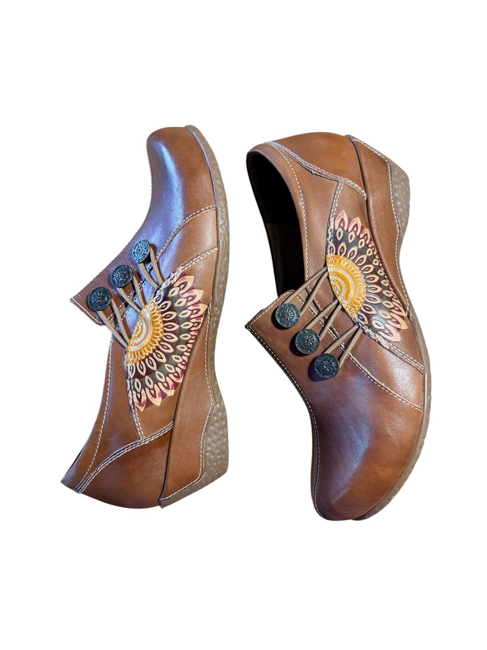 L'ATISTE Agacia Clog / Mule with Sunburst Embroidery Hand Painted Leather NWOT